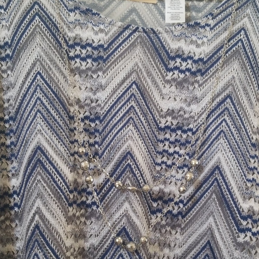 Blouse - Picture 2 of 2